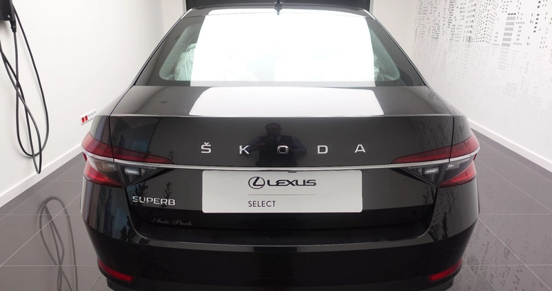 Skoda Superb cena 79900 przebieg: 199085, rok produkcji 2020 z Słubice małe 154